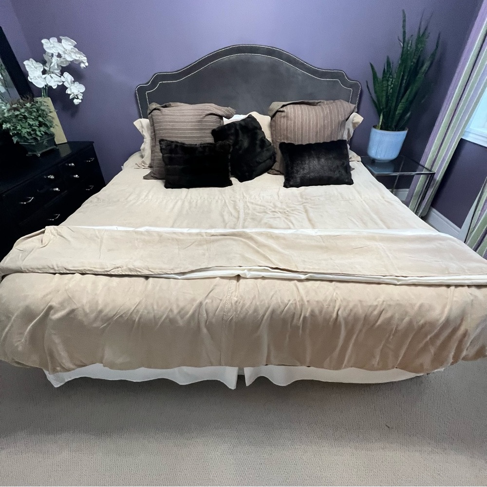 4 pc set California King faux suede Duvet cover Set